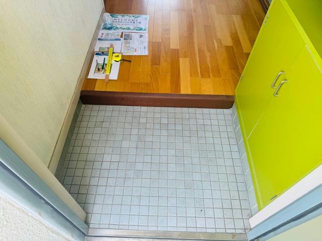 龍野ハイツの玄関