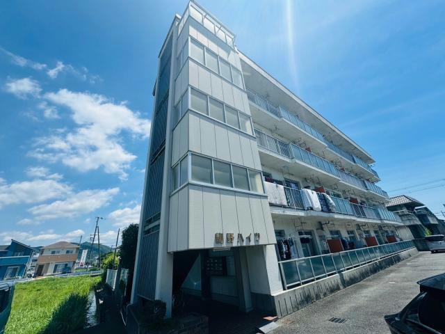 龍野ハイツの外観