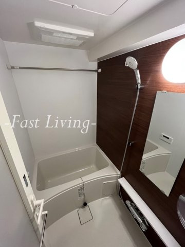 クレストコート新宿山吹町の浴室