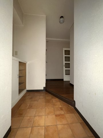 【玄関】 | エスアール丸山通