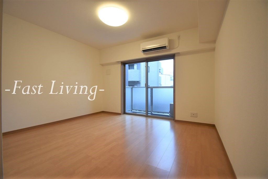 LUMEED飯田橋の居間・リビング