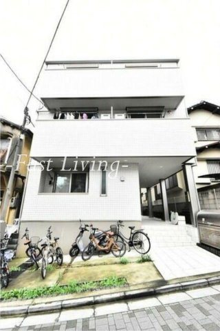 プラージュ早稲田の外観