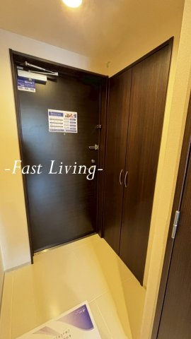レジディア文京小石川の玄関