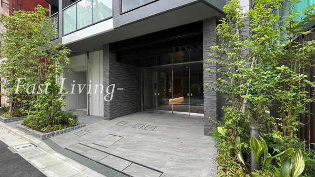クレストコート新宿山吹町の外観