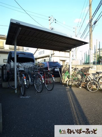 【エントランス】 | エクセルⅢ | 屋根付き駐輪場☆
