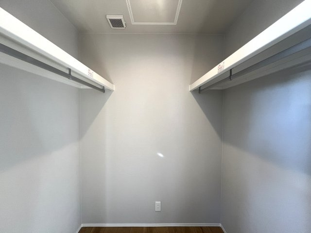 始発駅の駅チカという利便性なら借地という考え方もアリなのでは？？【金沢区谷津町新築戸建】の収納