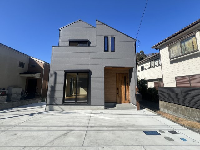 始発駅の駅チカという利便性なら借地という考え方もアリなのでは？？【金沢区谷津町新築戸建】