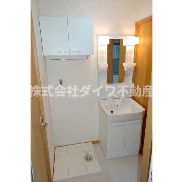 ファミール井田の洗面所