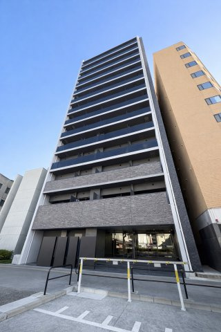 オープンレジデンシア大須FRONTの外観|街並みに映えるシャープなフォルムの外観