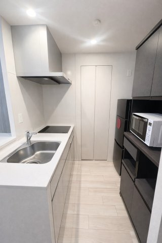 オープンレジデンシア大須FRONTのキッチン