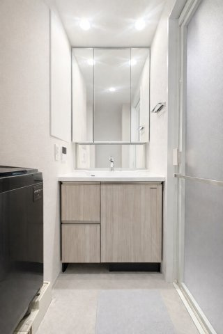 オープンレジデンシア大須FRONTの独立洗面台