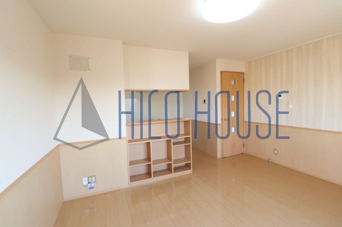 メゾン・ルアーⅢの居間・リビング