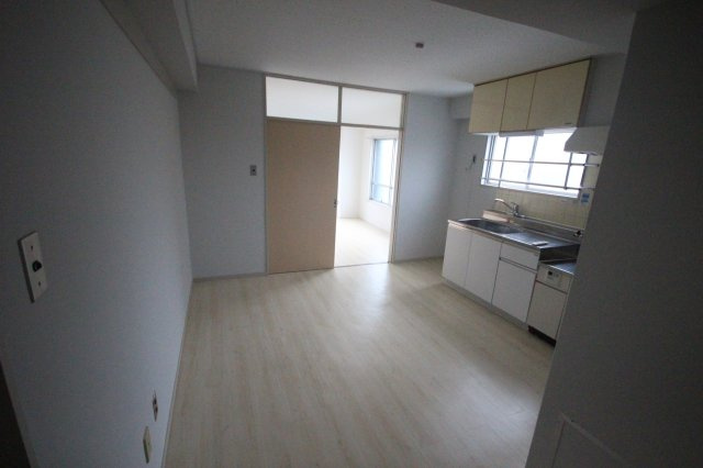 【居間・リビング】