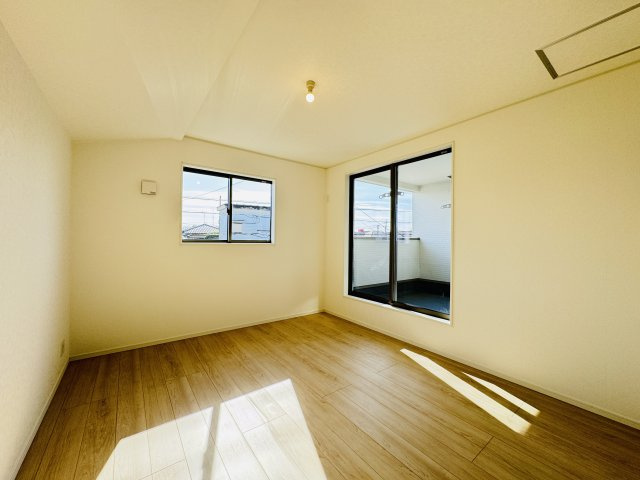 柏市西原１丁目新築戸建【西原小学校：10分】の寝室|7.5帖寝室