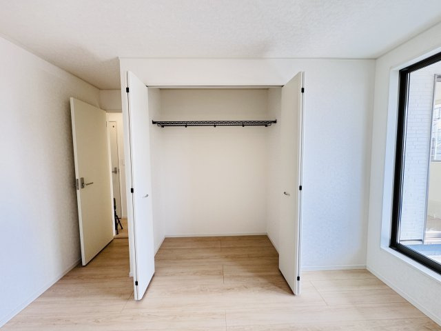 柏市西原１丁目新築戸建【西原小学校：10分】の収納|6.5帖洋室収納