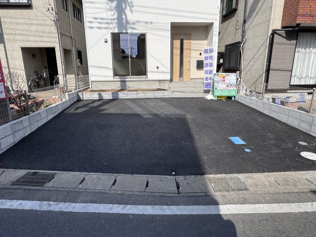 柏市西原１丁目新築戸建【西原小学校：10分】の駐車場|駐車スペース・並列2台駐車可