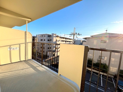 【バルコニー】 | 香里ケ丘ガーデンハイツⅠ