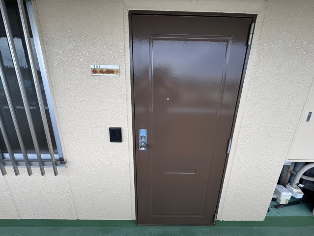 グランドハイツ赤城の玄関