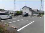 ペイサージュ上津の駐車場|車をお持ちの方に嬉しい駐車場付きの物件です
