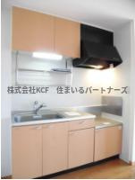 ペイサージュ上津のキッチン|コンパクトなキッチンで掃除もラクラク