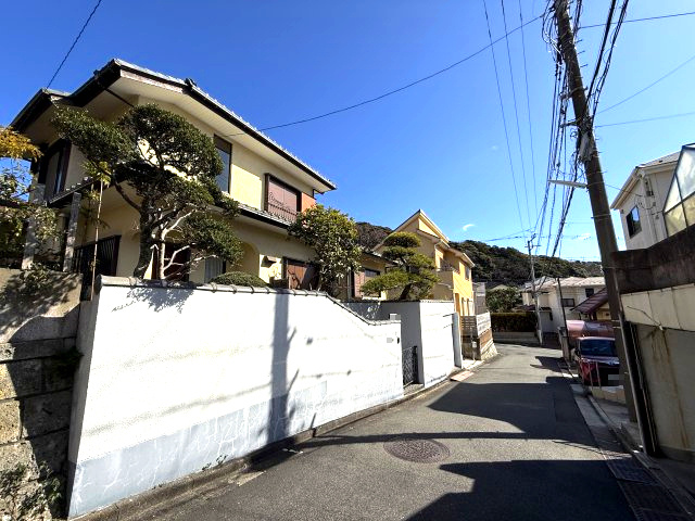 縁側のある風情ある戸建　昔ながらの和室が懐かしい