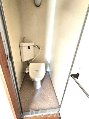 【トイレ】 | ロックバレー庄町 | 落ち着いた色調のトイレです