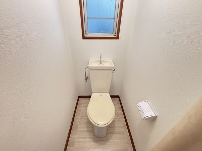 福岡市中央区警固２丁目の賃貸マンションのトイレ