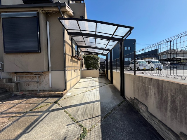 赤坂台１丁戸建の駐車場