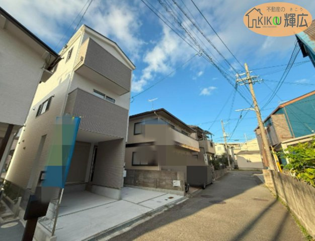 明石市二見町東二見　未入居戸建の駐車場