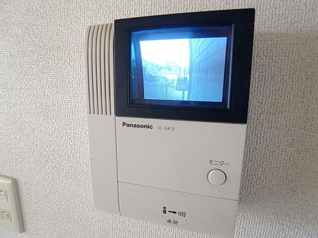 木戸様タウンハウスのセキュリティ|ＴＶモニターフォンで来訪者の顔が見れます