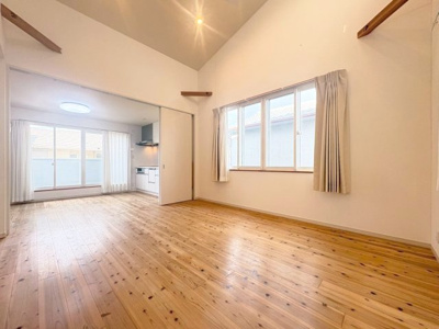 【居間・リビング】 | 箕面市瀬川4丁目貸家