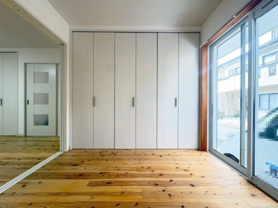 【洋室】 | 箕面市瀬川4丁目貸家