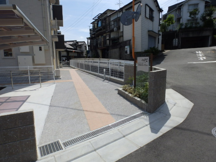 ホワイト ヒルのエントランス|エントランス