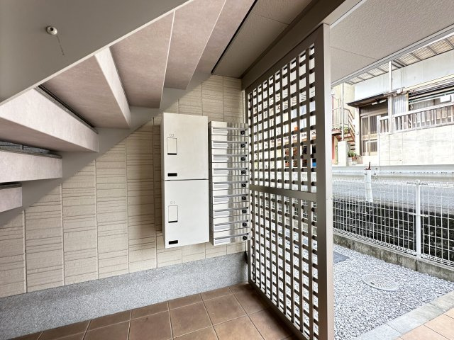 ホワイト ヒルのエントランス