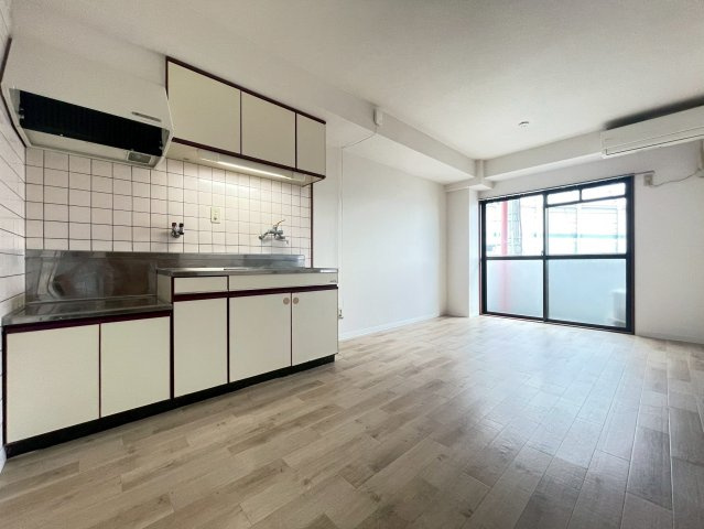 ルミエールの居間・リビング