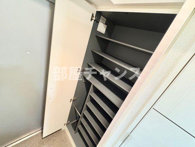 プレサンス新栄リミックスの収納