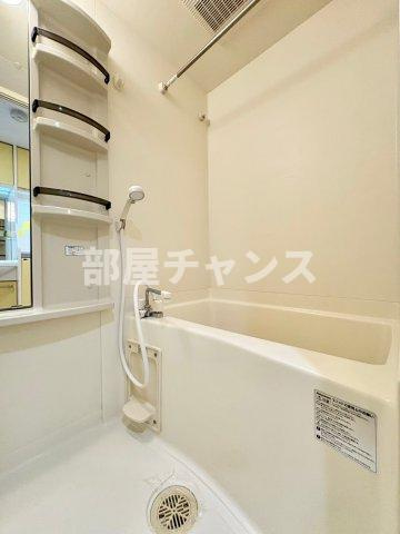 プレサンス新栄リミックスの浴室