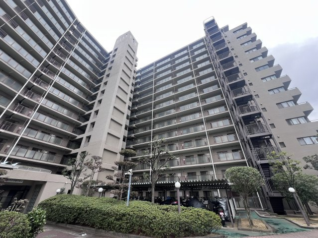 ファミールハイツ八尾　B棟