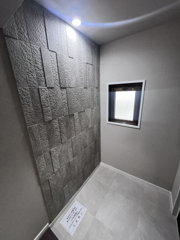 ファミールハイツ八尾　B棟の玄関|■玄関も勿論リフォーム済みですよ♪♪