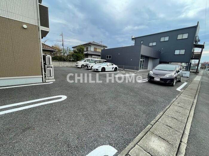 ジョアミーの駐車場|当社、チルホームのHPもご覧ください(^^)/物件情報多数♪