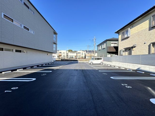 ベレオガーデンズgraceの駐車場