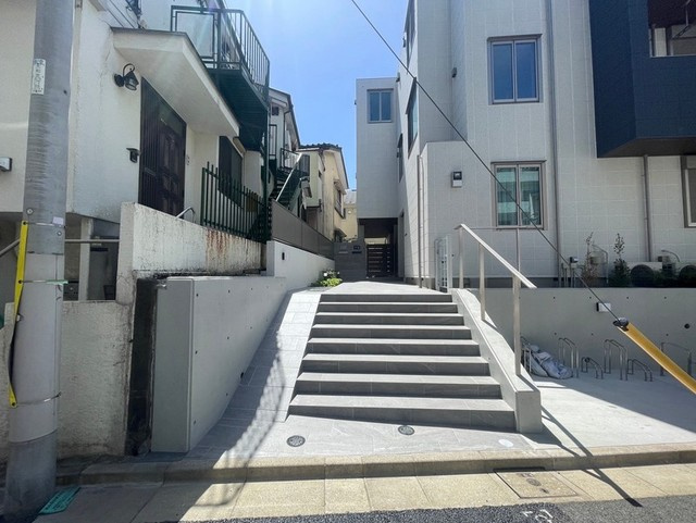 Ｊ　ｍａｉｓｏｎのエントランス|アプローチ