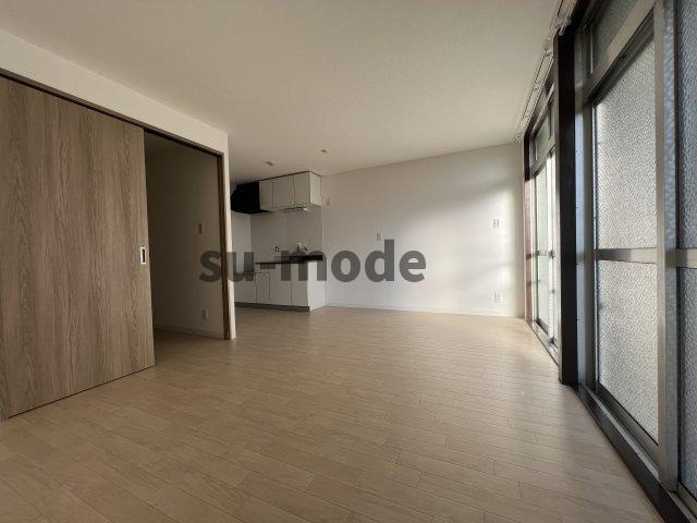 森田マンションＢ棟の居間・リビング