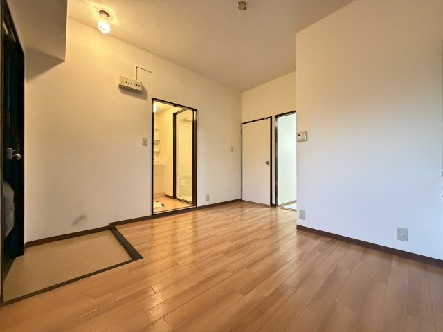 森川マンションの居間・リビング