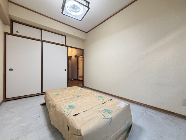 森川マンションの和室