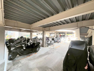 【駐車場】 | ◆自転車やバイクなど、ゆとりのある敷地で置き場所に困ることはないでしょう。