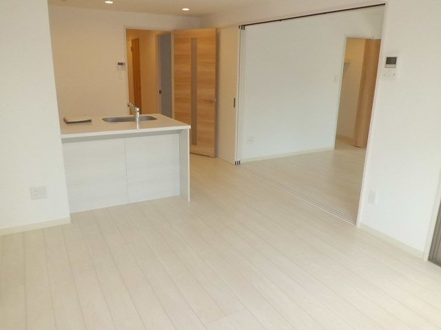 SERENA　MARUNOUCHIの居間・リビング