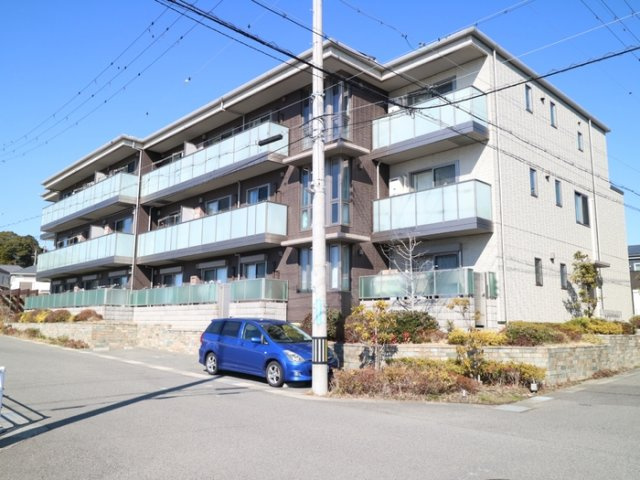 シャーメゾン茜