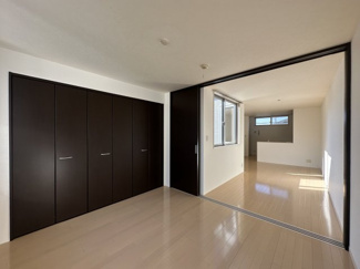 【洋室】 | エルパティオ