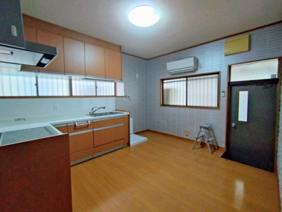 【居間・リビング】 | 紀三井寺平屋